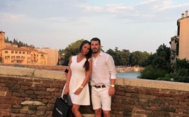 Националът Галин Иванов е на почивка със съпругата си Диляна
