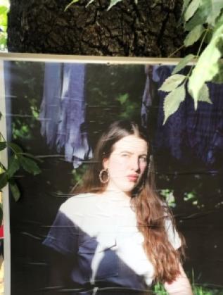  На разнообразни местоположения в Пловдив хората могат да видят посланието на българските дами, които са пресъздадени като постери. 