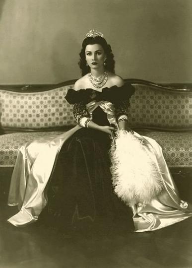 <p><b>Принцеса Фаузия Фуад</b></p>

<p>Тя е била кралица на Египет, а във вестниците за нея често е писано, че е &bdquo;най-красивата жена на света&ldquo;.</p>