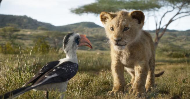 Любопитно Цар Лъв Технологично чудо и филмов капитализъм в действие