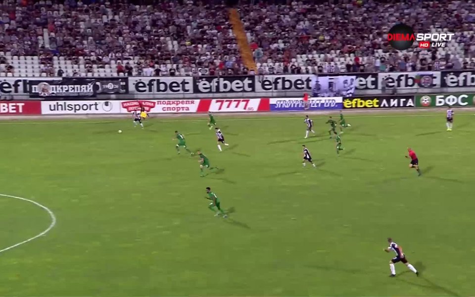 В 60-ата минута от 4-ия кръг на efbet Лига между