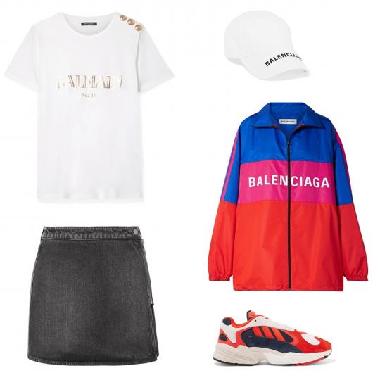 <p><b>Къса дънкова пола и бяла тениска</b><br />
Две дрехи, които трябва да присъстват в гардероба целогодишно. Спортен сет от къса дънкова пола Givenchy, бяла тениска Balmain, шушляково яке и шапка с козирка Balenciaga и маратонки Adidas.<br />
&nbsp;</p>