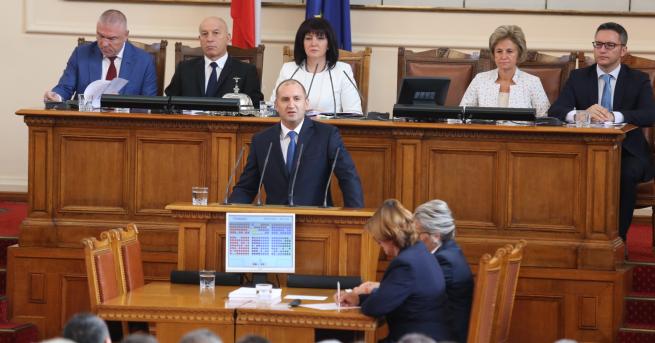 България Президентът призова: Премиерът да ходи в парламента Няма сигурност