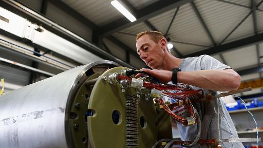  <p>Големият адронен колайдер в ЦЕРН &ndash; <span style= 