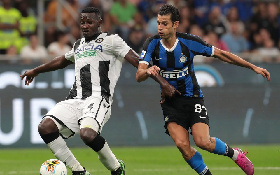 Отборът на Интер продължи с победите в Серия А през