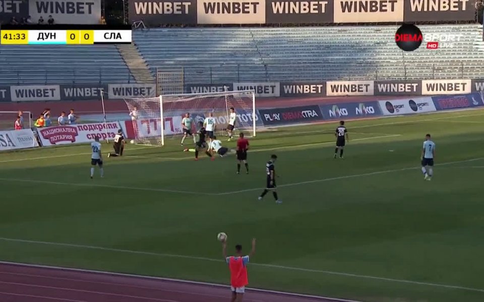Дунав и Славия не успяха да си отбележат гол през