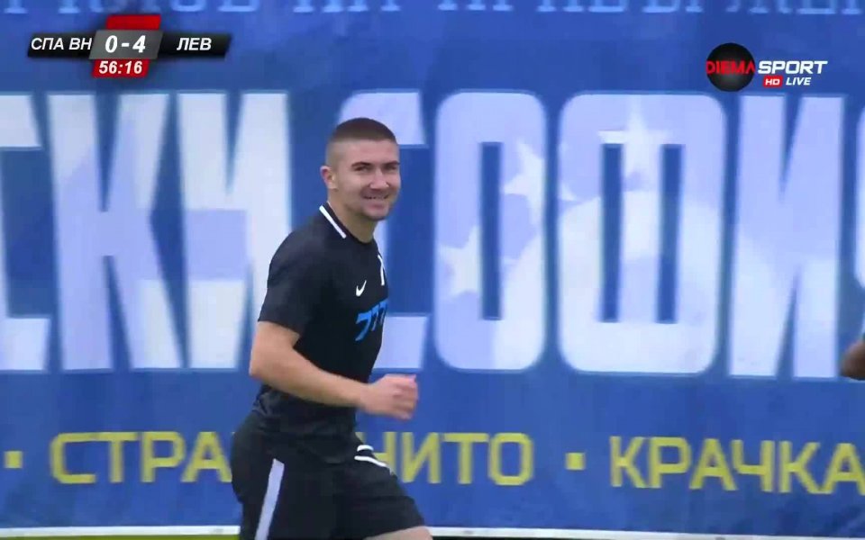 Острието на Левски Мартин Петков доведе нещата до 5:0 в