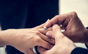  Диамантеният пръстен на една бъдеща знатна младоженка (СНИМКИ) 