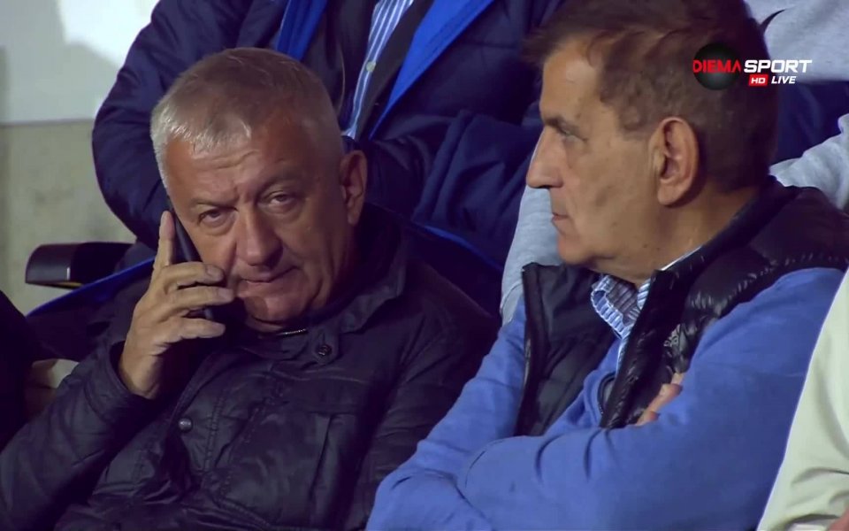 Собстявникът на Локомотив Пловдив Христо Крушарски реши да използва петъчната