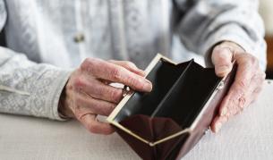 Обявиха размера на средната пенсия в евро и възрастта за пенсиониране на мъжете и жените през 2026 година