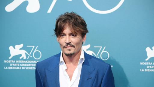  <p>Знаехте ли, че тези звезди са със <strong>синя кръв?</strong></p> 