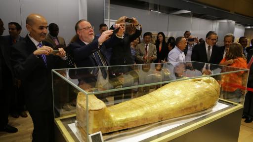  Съединени американски щати върнаха на Египет откраднат античен саркофаг 