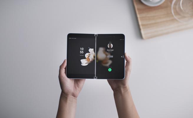  Microsoft Surface Duo 