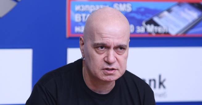 България Слави Трифонов влиза в политиката с Няма такава държава