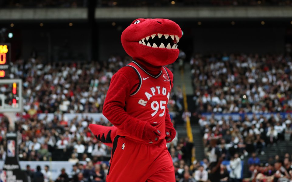 Действащият шампион на НБА Торонто Раптърс разгроми у дома Вашингтон