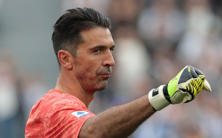 Буфон изравнява рекорд на Малдини