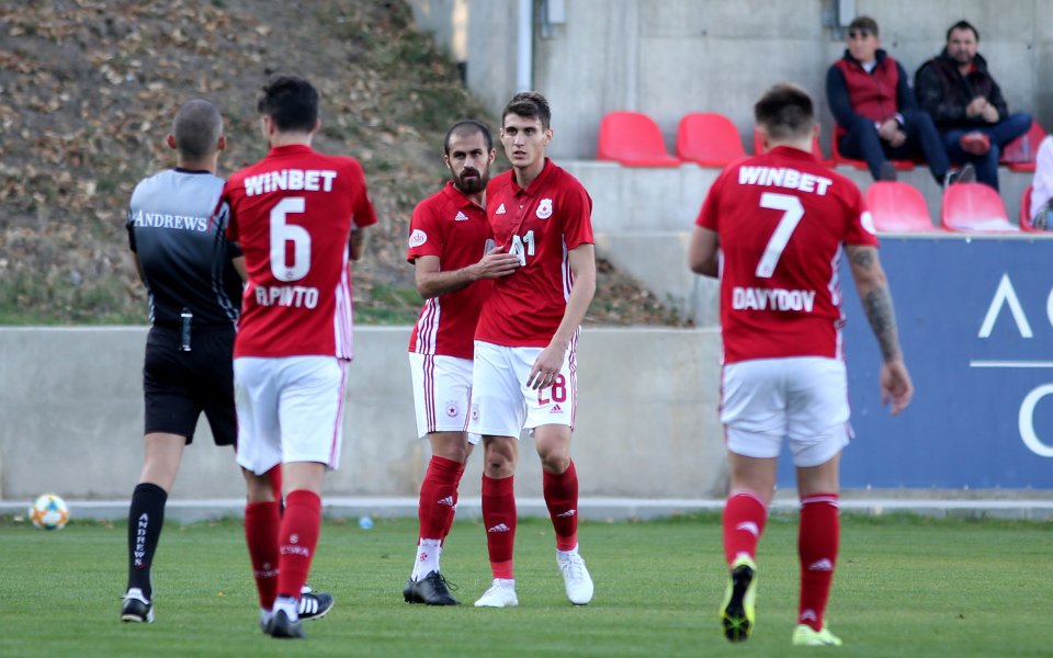 Отборът на ЦСКА победи Кариана Ерден с 3:1 в приятелска