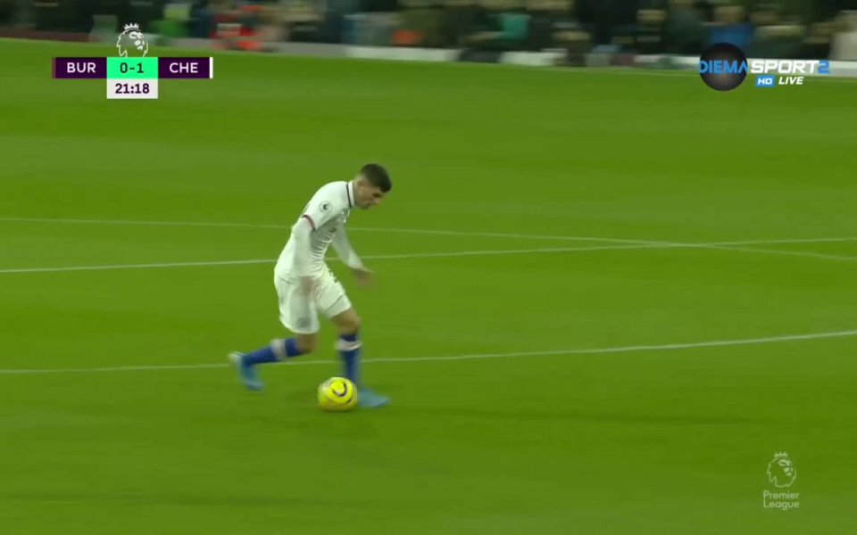 На почивката на двубоя между Бърнли и Челси резултатът е