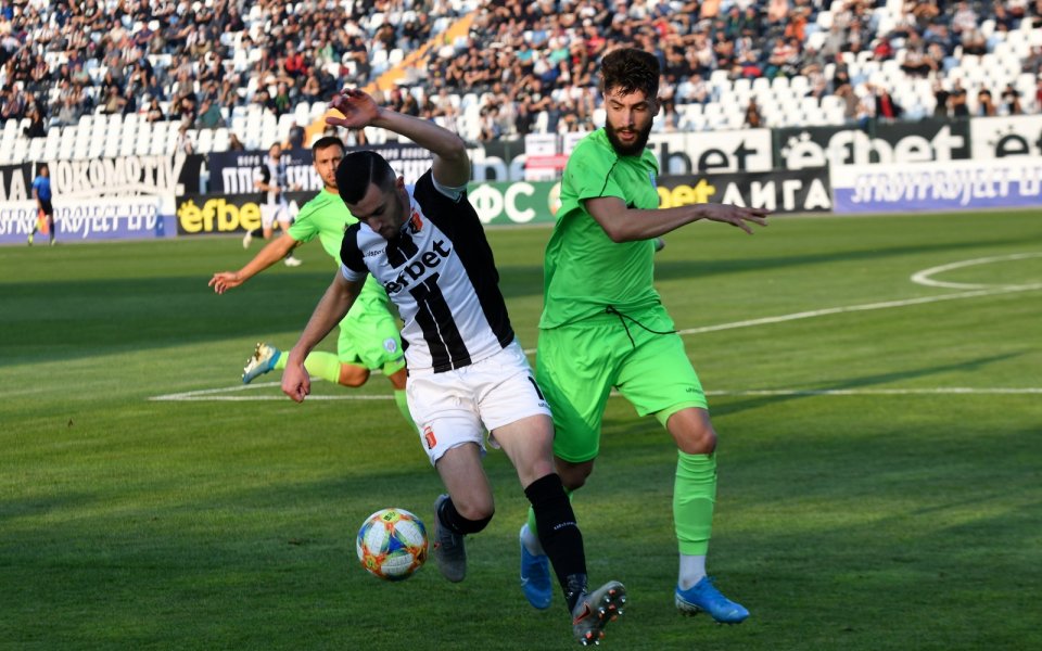 Локомотив Пловдив приема Черно море в един от най-интересните мачове