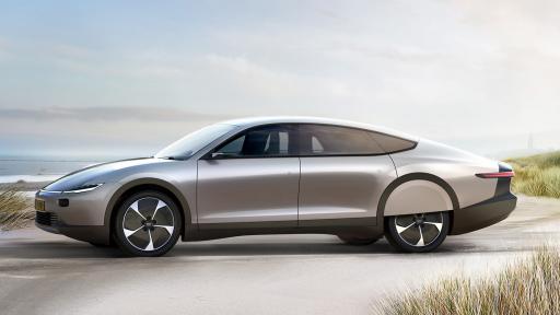  <p>Той е със слънчеви панели и най-хубавата аеродинамика</p> 