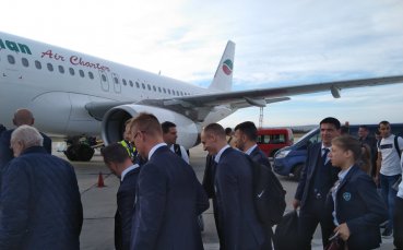 След тричасов безпроблемен полет отборът на Лудогорец пристигна в Барселона