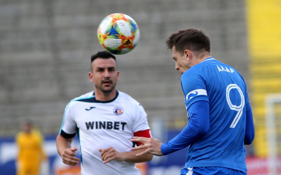 Нападателят на Левски Дени Алар спечели приза за Играч на