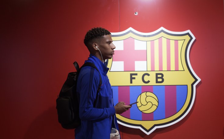 Млад защитник на Барса ще търси повече игрови минути в Италия