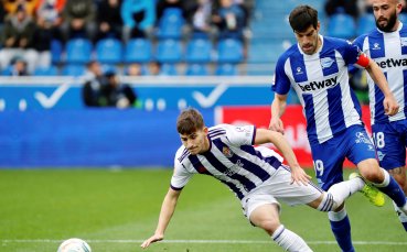 Отборът на Алавес се разправи с Валядолид в първи двубой