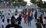  Европейски Съюз дава по 2000 евро на мигрант в Гърция, в случай че се върне вкъщи 