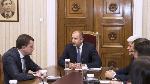  Румен Радев се срещна с кмета на Перник Станислав Владимиров 