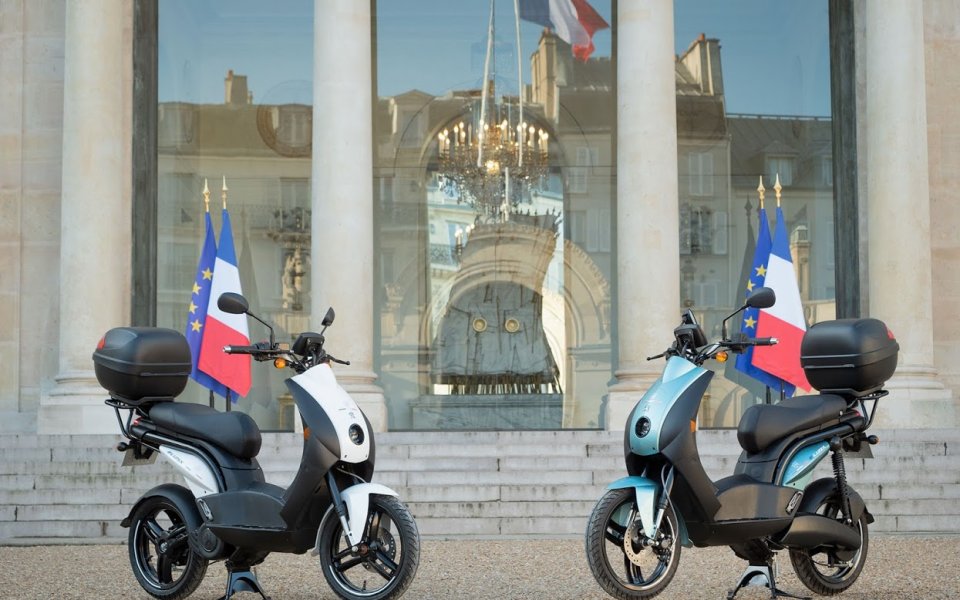 Френският производител Peugeot Motocycles е избран от Елисейския дворец да
