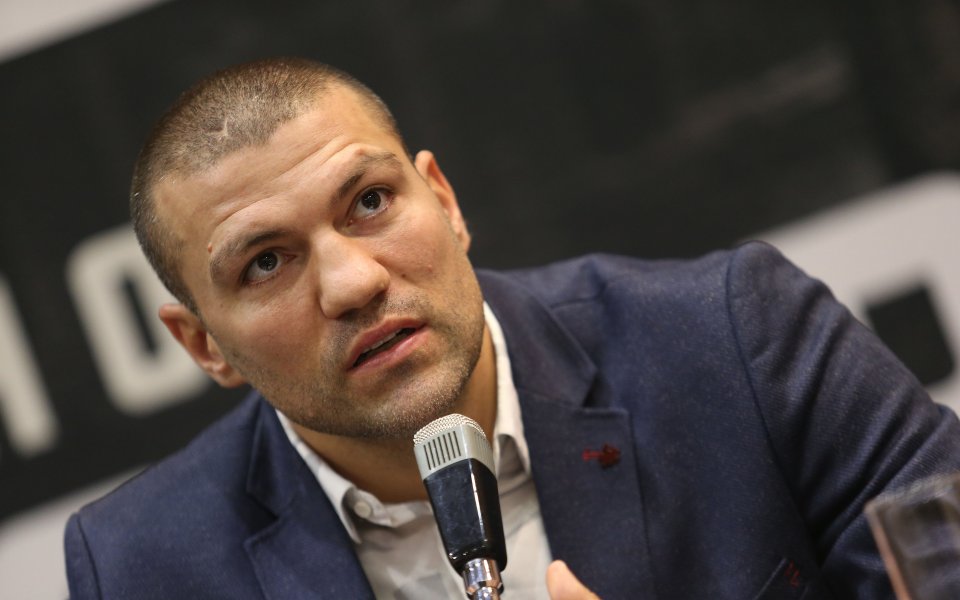 Звездата на професионалния ни бокс в полутежка категория Тервел Пулев