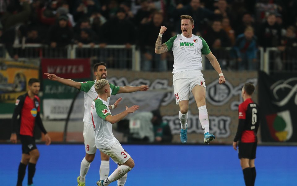 Аугсбург взе изключително важни три точки в битката си за