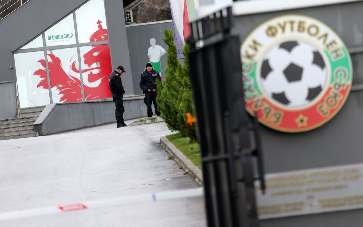 УЕФА обяви колко ще прибере БФС заради кризата след COVID-19