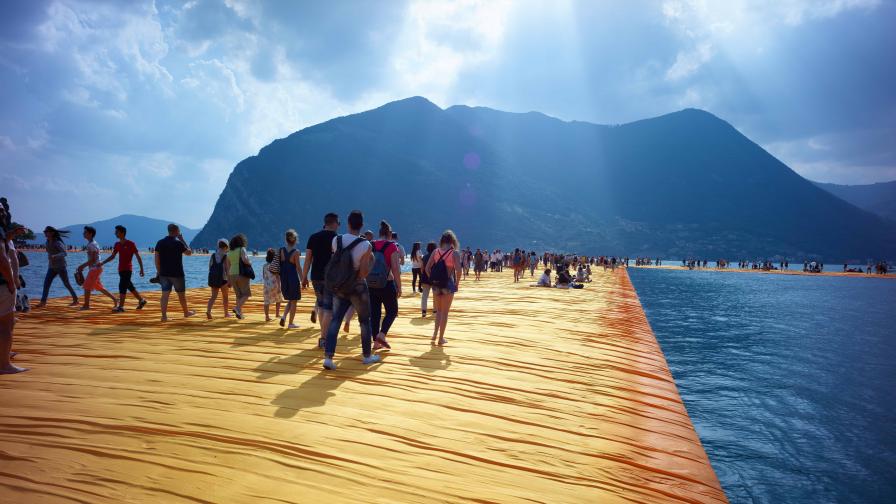  Филмът за Кристо „ Да вървиш по вода “ потегля в кината 