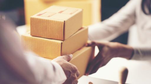  Вижте какво откри пощальон пред вратата на клиент 