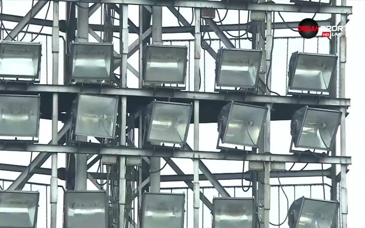Проблем с осветлението забави ЦСКА и Дунав