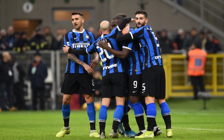 Интер се върна на върха след побой над Дженоа