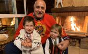  Борисов, Радев и Нинова, какво пожелаха за Коледа 