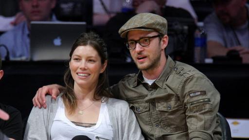  <p><strong>Лунички</strong>, бръчки и доста усмивки &ndash; <strong>звездите без грим </strong>през 2019 г.</p> 