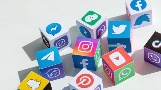  <p>Това са <span style= 