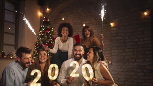  <p>Най-откачените <strong>новогодишни традиции</strong> по света</p> 