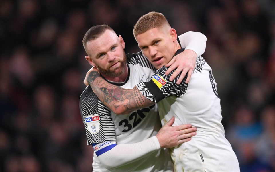 Играчите от първия отбор, треньори, мениджъри и ръководители на Дарби