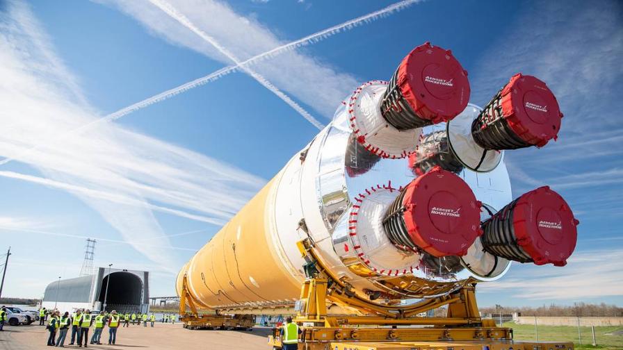  С тази нова „ мега ракета ” НАСА ще прати хора на Луната 