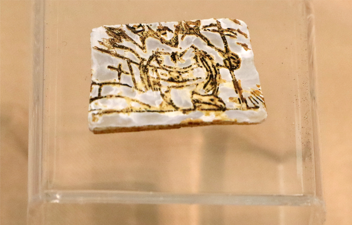 <p>Фрагменти от седефени икони</p>