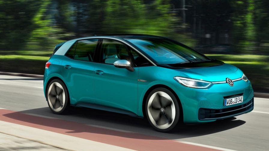 Сметките на VW: електрическият ID.3 е по-евтин от бензинов или дизелов Golf