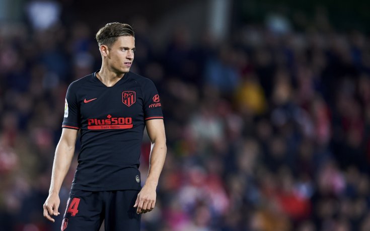 Освен Фернандеш, Юнайтед броди и около халф на Атлетико