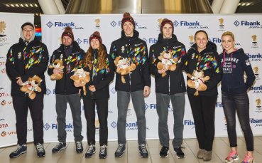 Нова група български олимпийци замина рано тази сутрин за младежките