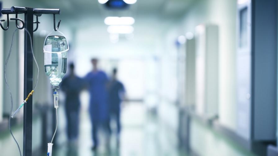 Криза: Болницата в Бургас търси доброволци за COVID-отделението