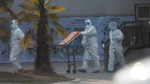  <p>Мистериозният <strong>вирус</strong> в <strong>Китай</strong> се предава <strong>от човек на човек</strong></p> 